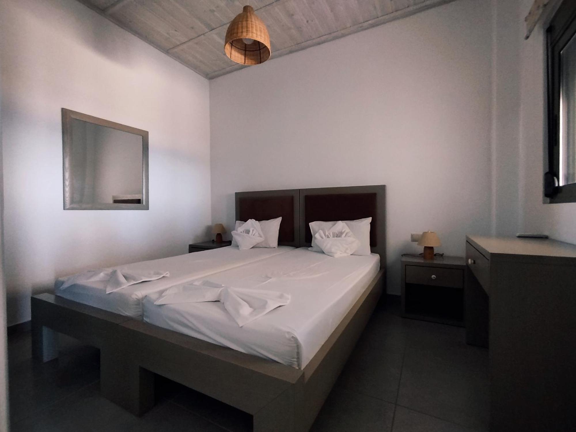 Alexena Apartments Ajía Galíni Kültér fotó